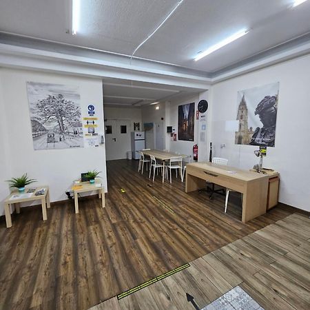 Albergue Turistico La Peregrina Oviedo Esterno foto
